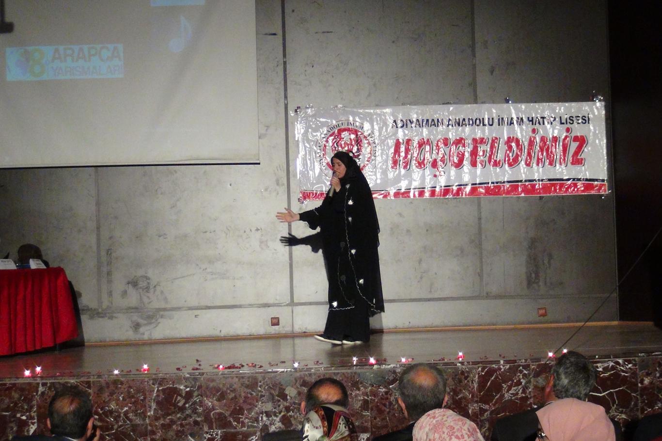 Arapça şiir ve metin canlandırma yarışması yapıldı